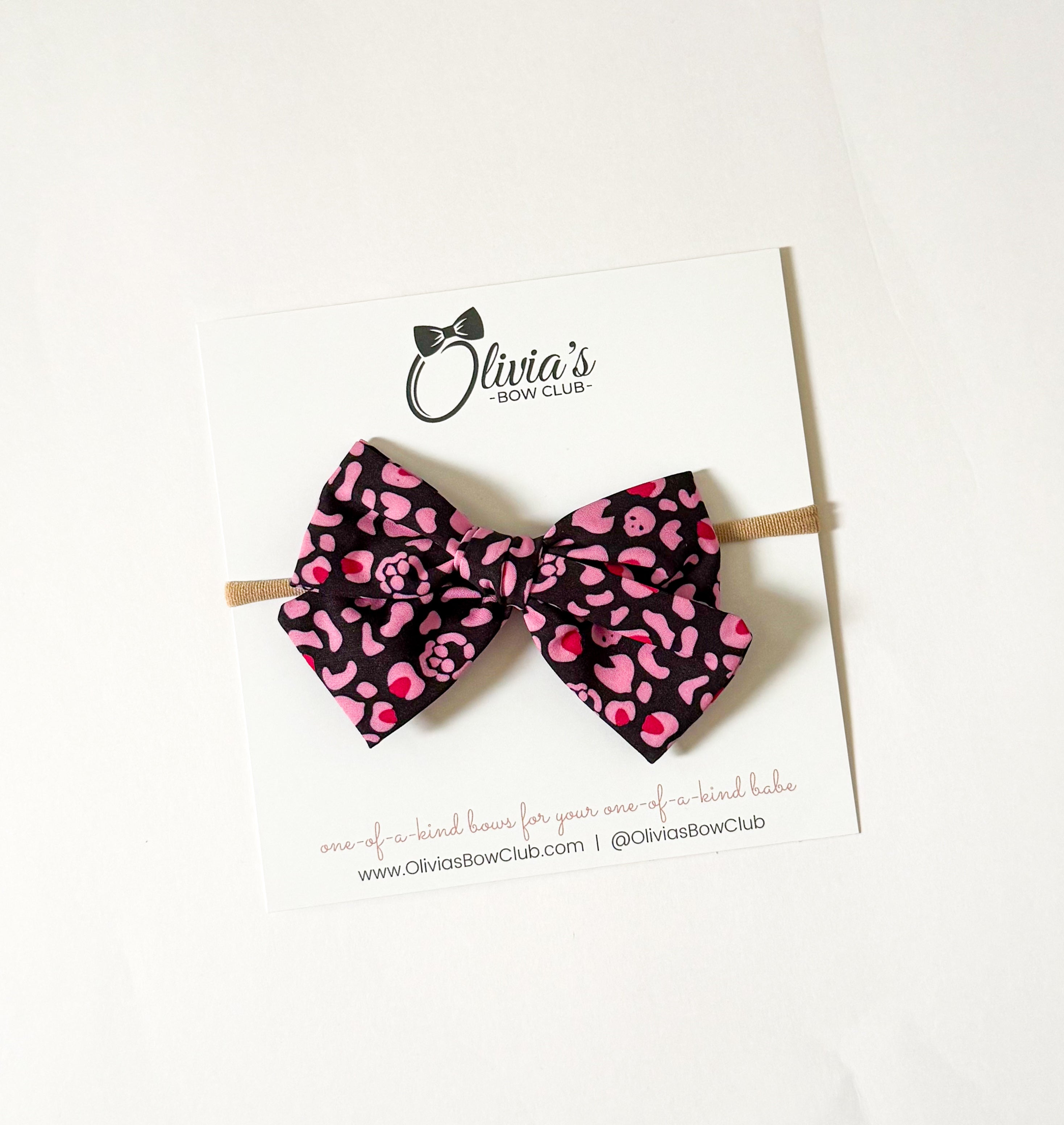 The Feature Olivia Bow